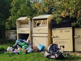 Uwaga! Recykling odzieży używanej